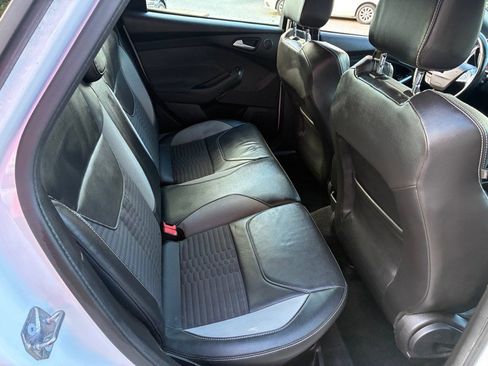 Used 2017 Ford Focus ST w/ Equipment Group 401A image 16