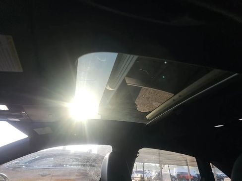 Used 2021 Volkswagen Jetta GLI Autobahn image 3