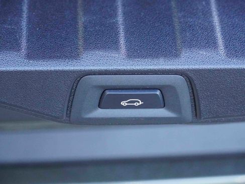 Used 2025 BMW X5 xDrive40i image 39