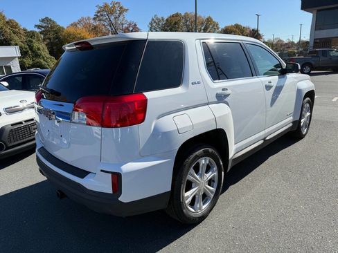 Used 2017 GMC Terrain SLE image 4