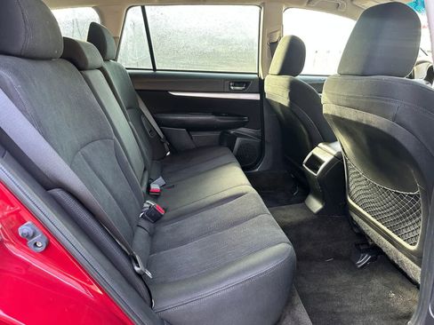 Used 2014 Subaru Outback 2.5i w/ Alloy Wheel Package image 11