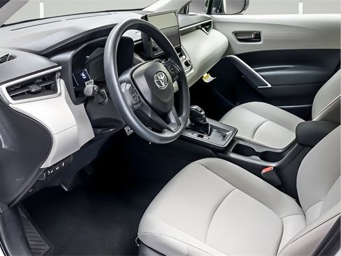 New 2026 Toyota Corolla Cross L image 10