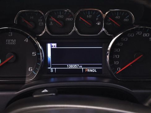 Used 2018 Chevrolet Silverado 1500 LT w/ All Star Edition AWD/4WD image 22