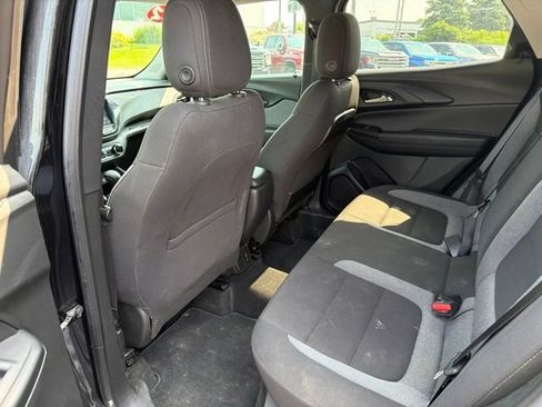 Used 2022 Chevrolet TrailBlazer LT w/ Convenience Package AWD/4WD image 17