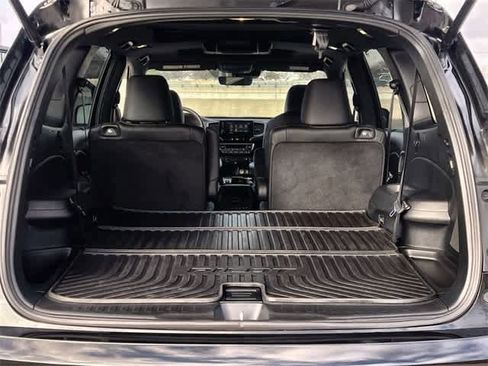 Certified 2022 Honda Pilot Black Edition image 19