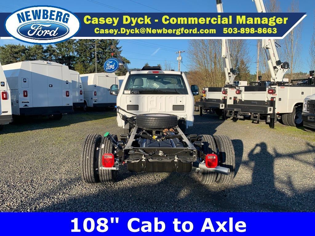 New 2024 Ford F550 4x4 Regular Cab Super Duty image 6