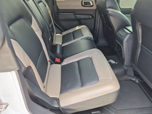 Used 2024 Ford Bronco Wildtrak AWD/4WD image 18