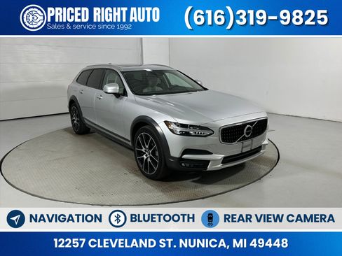 Used 2020 Volvo V90 T6 Cross Country AWD/4WD image 1