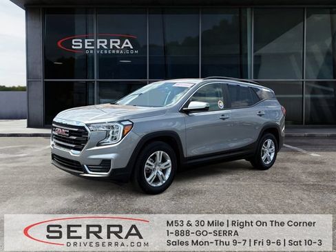 Used 2023 GMC Terrain SLE w/ Driver Convenience Package FWD image 1