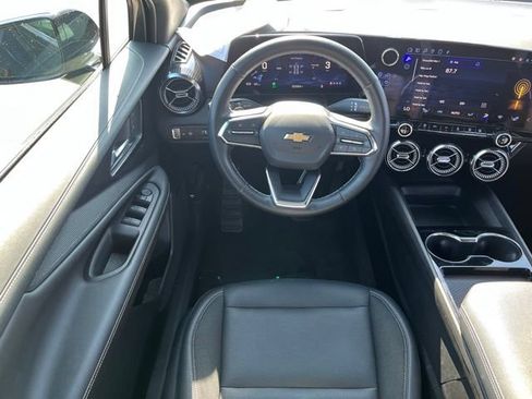 Used 2024 Chevrolet Blazer EV LT AWD/4WD image 11