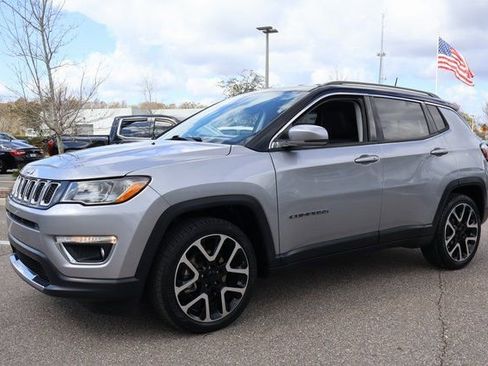 Used 2019 Jeep Compass Limited image 3