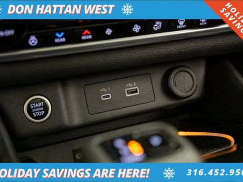 Used 2022 Nissan Rogue Platinum w/ Head-Up Display Package image 11