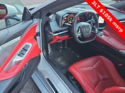 Used 2024 Chevrolet Corvette Stingray Premium Conv w/ Z51 Performance Package image 10