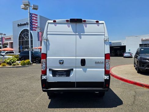 Used 2025 RAM ProMaster 2500 w/ Convenience Group FWD image 6