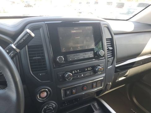 Certified 2024 Nissan Titan SV w/ SV Convenience Package image 21