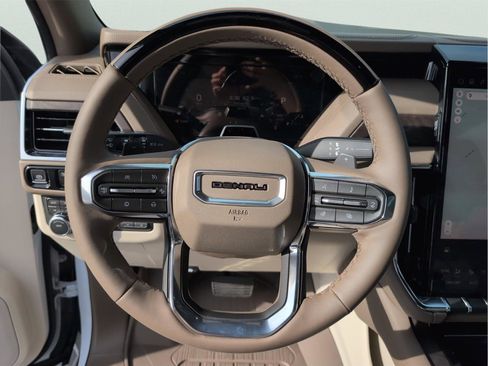 New 2026 GMC Yukon XL Denali w/ Denali Reserve Package image 22