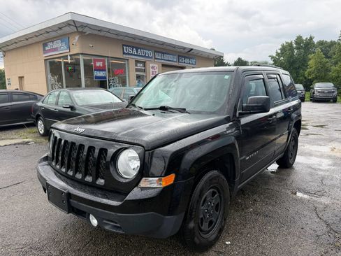 Used 2016 Jeep Patriot Sport AWD/4WD image 2