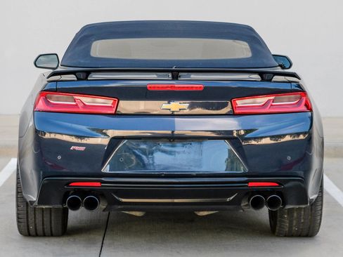Used 2016 Chevrolet Camaro LT RWD image 5