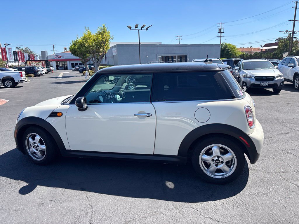 Used 2011 MINI Cooper Hardtop FWD image 7