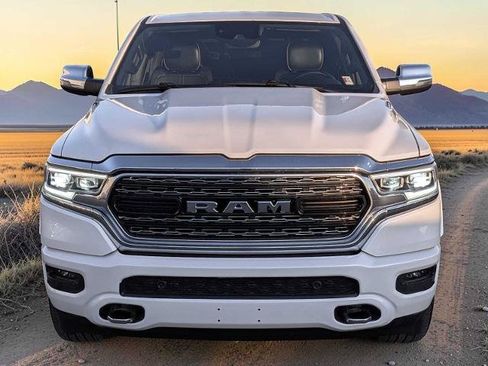 Used 2023 RAM 1500 Limited w/ Body-Colour Bumper Group AWD/4WD image 9