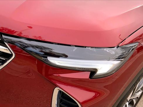 Used 2023 Buick Envision Essence image 28