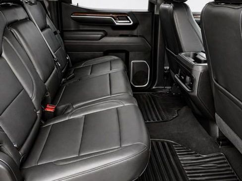 Used 2025 Chevrolet Silverado 1500 RST w/ Convenience Package II AWD/4WD image 16