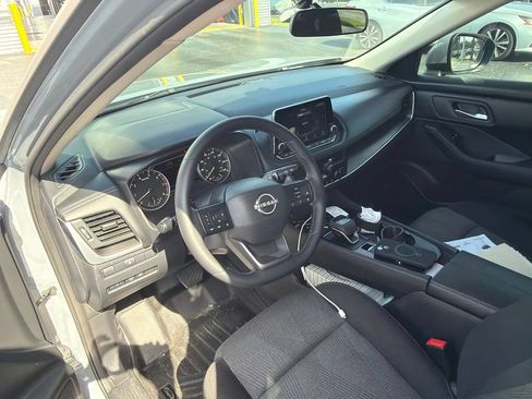 Certified 2026 Nissan Rogue SV w/ Cold Weather Package FWD image 6