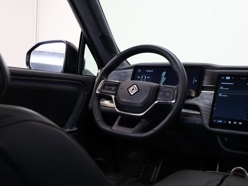 Used 2022 Rivian R1S Launch Edition AWD/4WD image 28