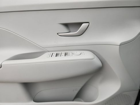 New 2026 Hyundai Kona SE FWD image 22