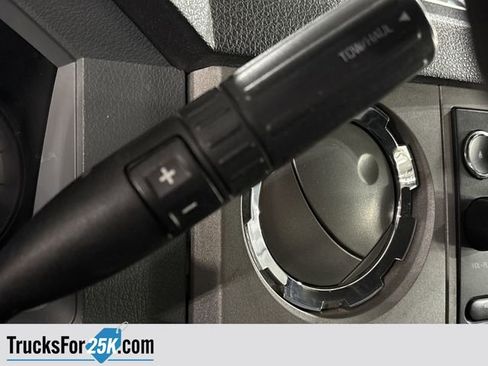 Used 2015 Ford F250 XLT w/ XLT Interior Package image 21