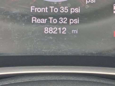 Used 2018 Jeep Compass Latitude w/ Popular Equipment Group FWD image 13
