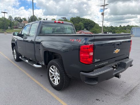 Used 2019 Chevrolet Silverado 1500 W/T AWD/4WD image 11