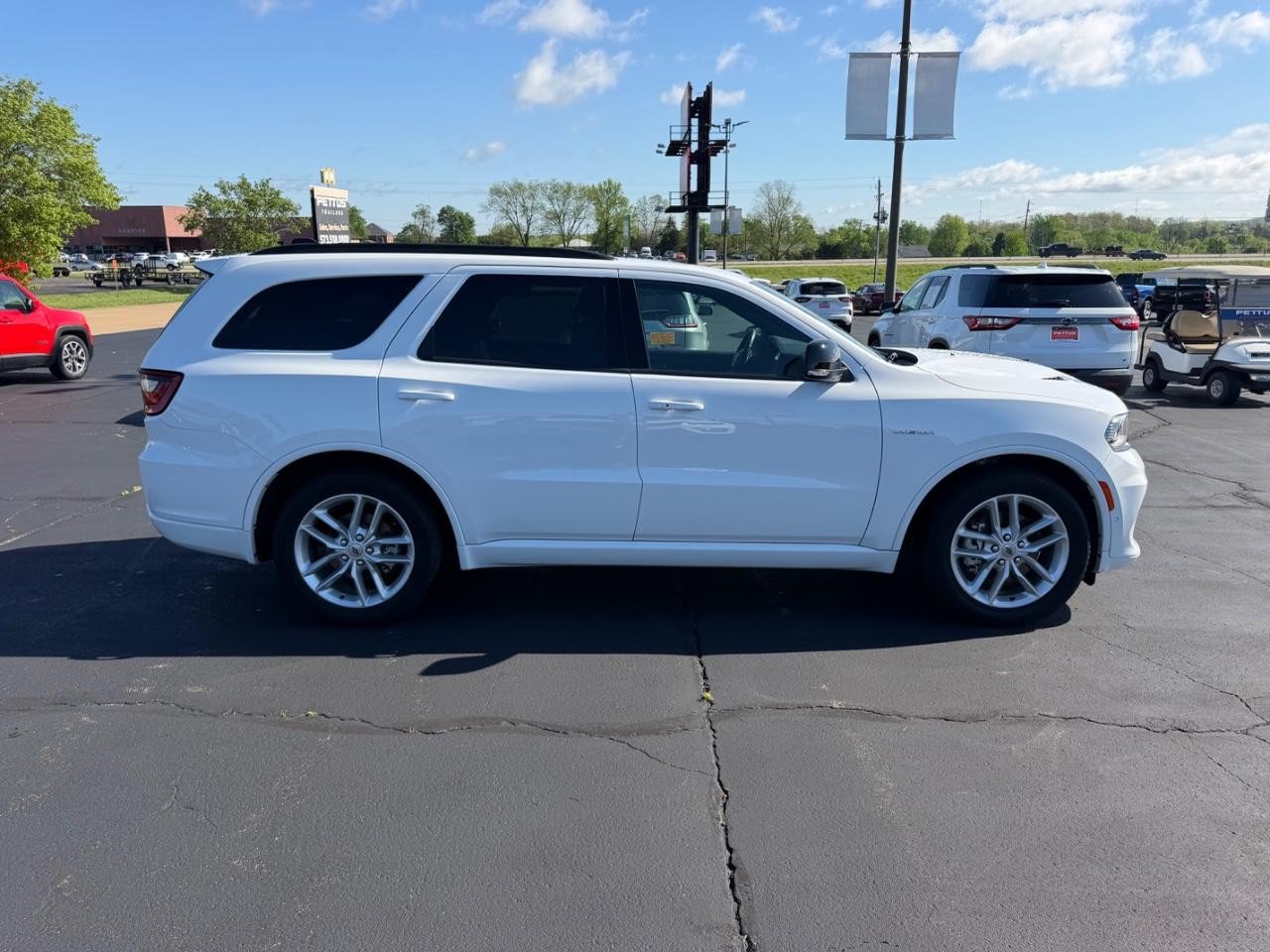 Used 2023 Dodge Durango R/T AWD/4WD image 2