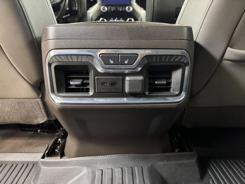 Used 2019 GMC Sierra 1500 SLT w/ SLT Premium Plus Package image 17