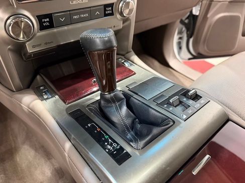 Used 2019 Lexus GX 460 Premium AWD/4WD image 47