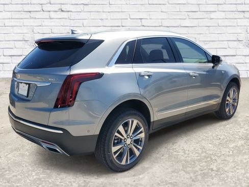 New 2026 Cadillac XT5 Premium Luxury image 3