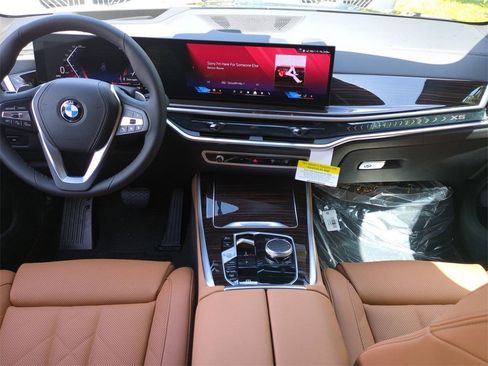 New 2026 BMW X5 xDrive40i w/ Premium Package image 13