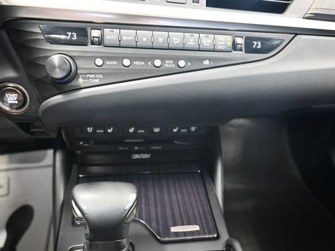 Used 2019 Lexus ES 350 w/ Accessory Package 2 FWD image 18