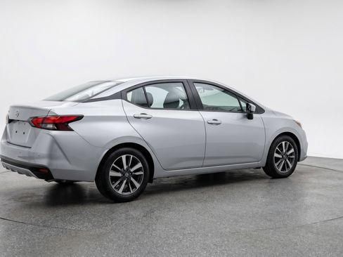 Used 2025 Nissan Versa SV FWD image 9