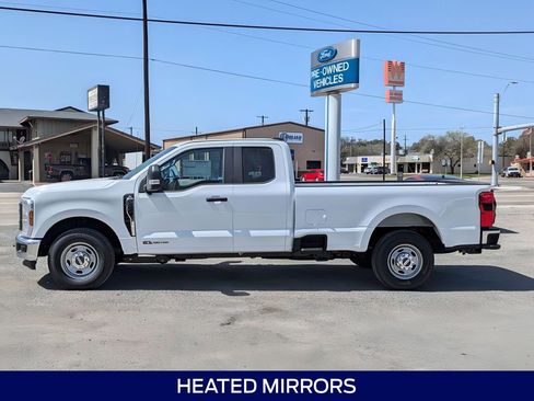 New 2025 Ford F250 XL w/ 360-Degree Camera Package RWD image 9