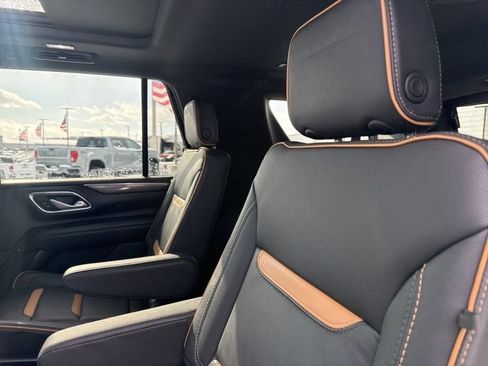 Used 2024 GMC Yukon AT4 AWD/4WD image 47