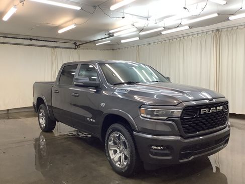 New 2027 RAM 1500 Big Horn AWD/4WD image 3