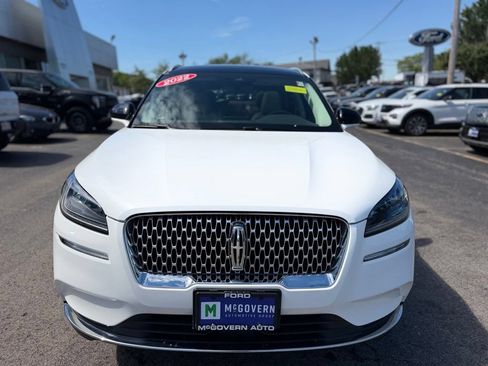 Used 2022 Lincoln Corsair AWD w/ Premium Package image 10