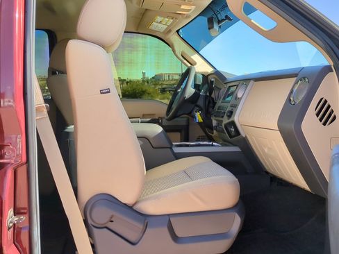 Used 2016 Ford F250 XLT w/ XLT Premium Package image 29