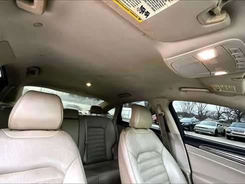 Used 2017 Ford Fusion Energi SE image 23