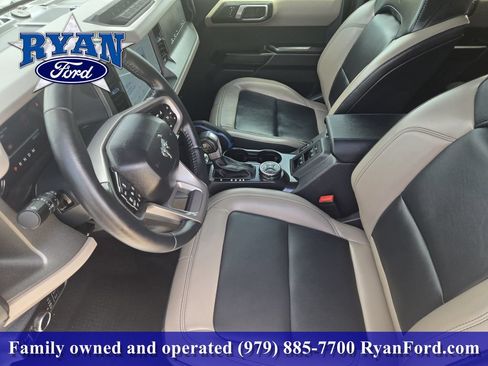 Used 2024 Ford Bronco Wildtrak AWD/4WD image 9