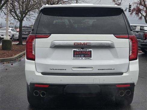 Used 2023 GMC Yukon Denali image 5