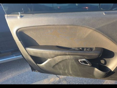 Used 2018 Dodge Challenger SXT RWD image 28