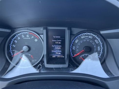 Used 2023 Toyota Tacoma SR AWD/4WD image 13
