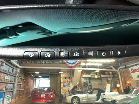 Used 2012 Kia Sedona EX FWD image 37